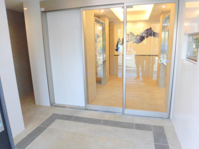 エントランス　レガリス品川サウス