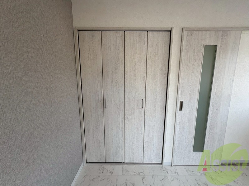 収納　収納スペースです。荷物やお洋服はこちらに。