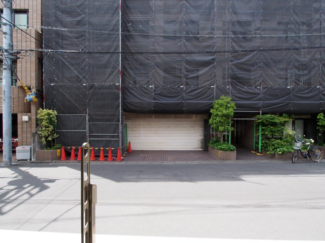 眺望　車通りの少ない落ち着いた前面道路