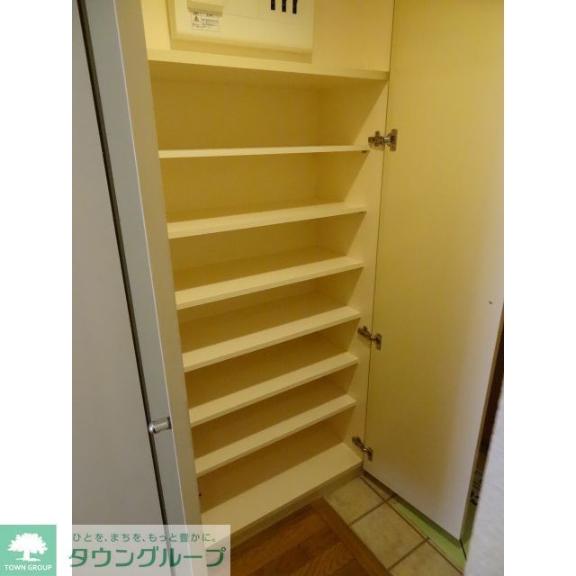 その他設備　シューズボックス