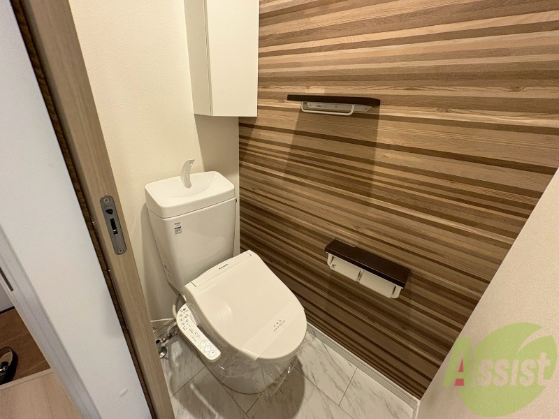 トイレ　トイレにウォシュレットが付いてるのは嬉しいですね。