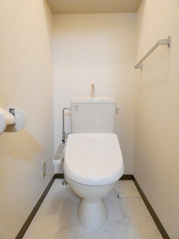 トイレ　図面と現状に相違がある場合には現状を優先