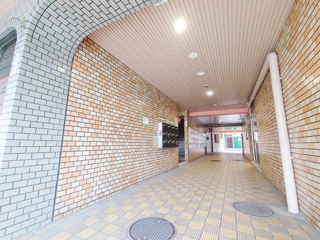 エントランス　エントランス