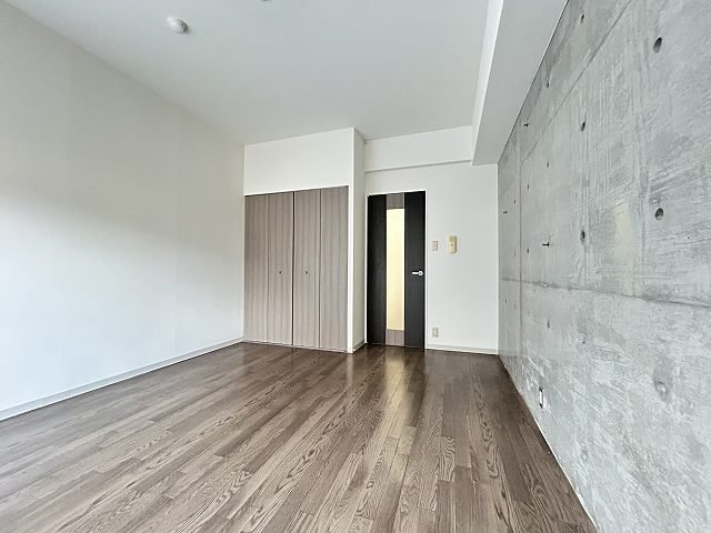 居室・リビング　同マンション別部屋