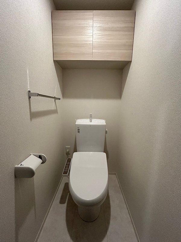 トイレ　※同施工会社別棟参考写真※