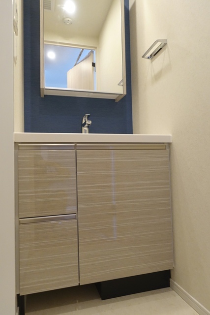 洗面設備　※写真は同タイプ住戸です。
