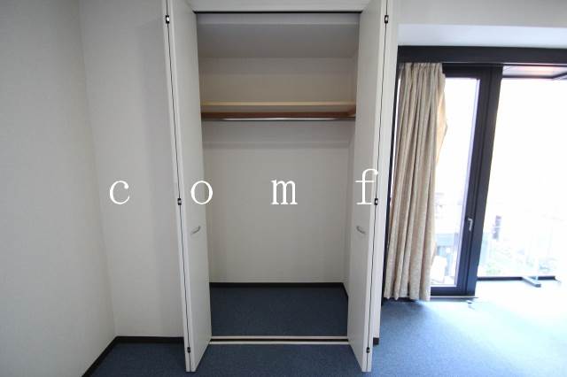 収納　大きめのクローゼットです