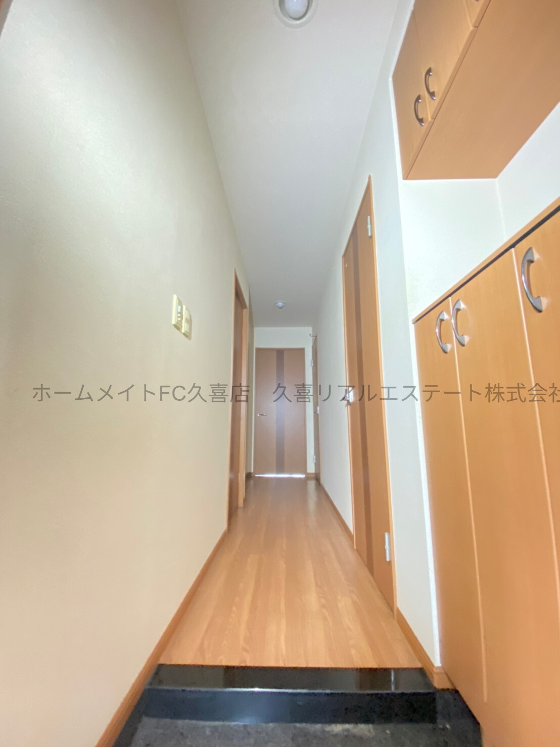 玄関　同建物別号室