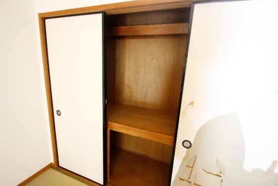 収納　※別部屋の写真です