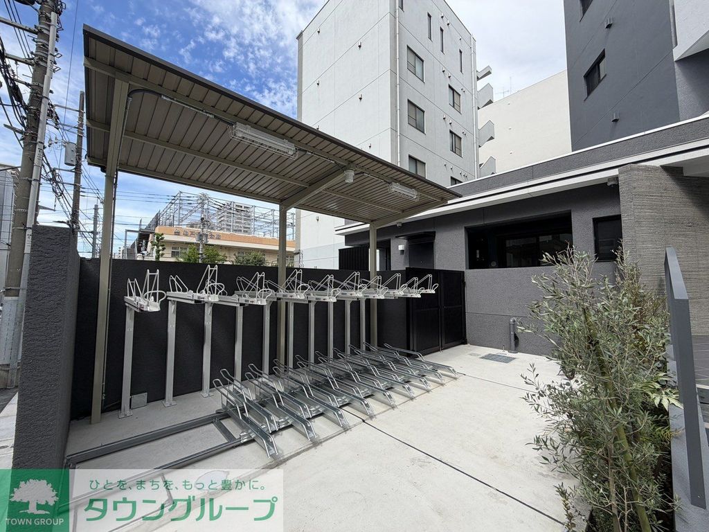 駐車場　エントランス
