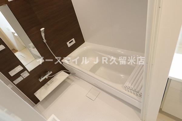 バス・シャワールーム　落ち着いた空間のお風呂です　※同タイプイメージ画像