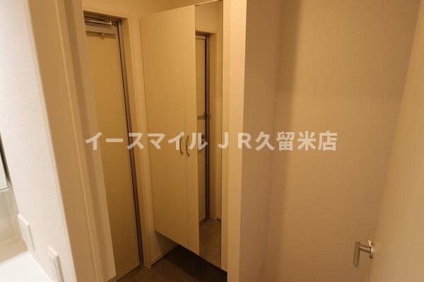 玄関　落ち着いた玄関です※同タイプイメージ画像
