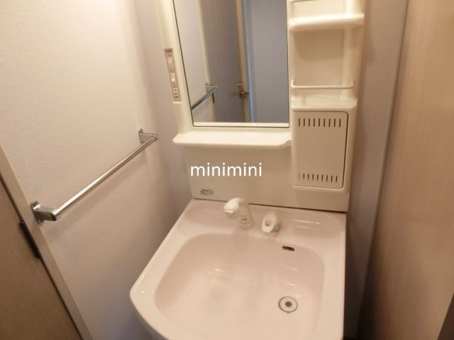 バス・シャワールーム　人気のバス・トイレ別です♪