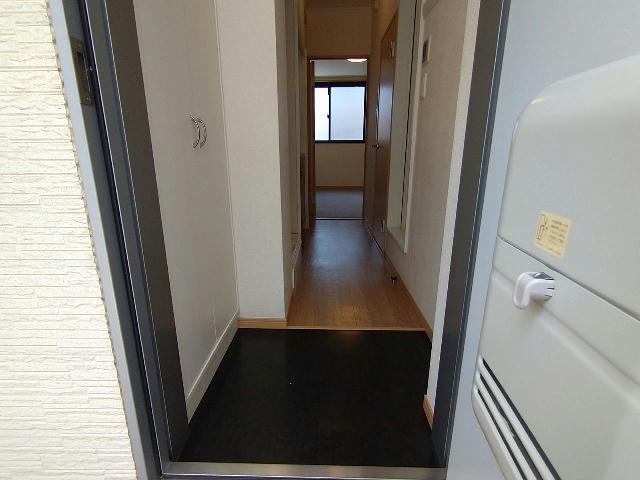 玄関　?