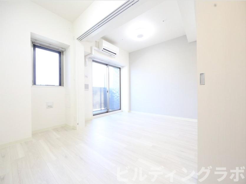 居室・リビング　別号室参考画像です。