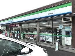 コンビニ　ファミリーマート熊谷拾六間店（コンビニ）まで1600m