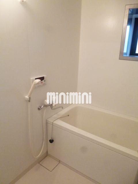 バス・シャワールーム　※同建物別部屋のお写真です。