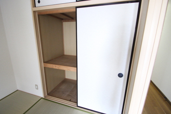 収納　※別部屋の写真です