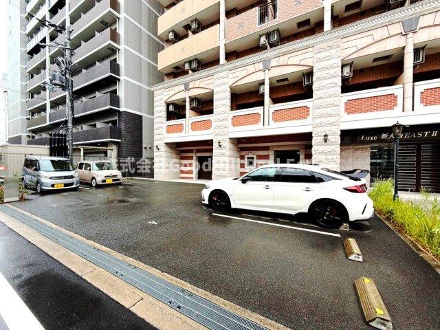 駐車場　ラグゼ新大阪イーストII