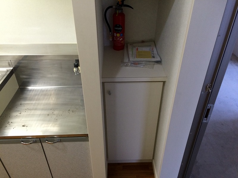 玄関　※写真と現状が異なる場合がございます