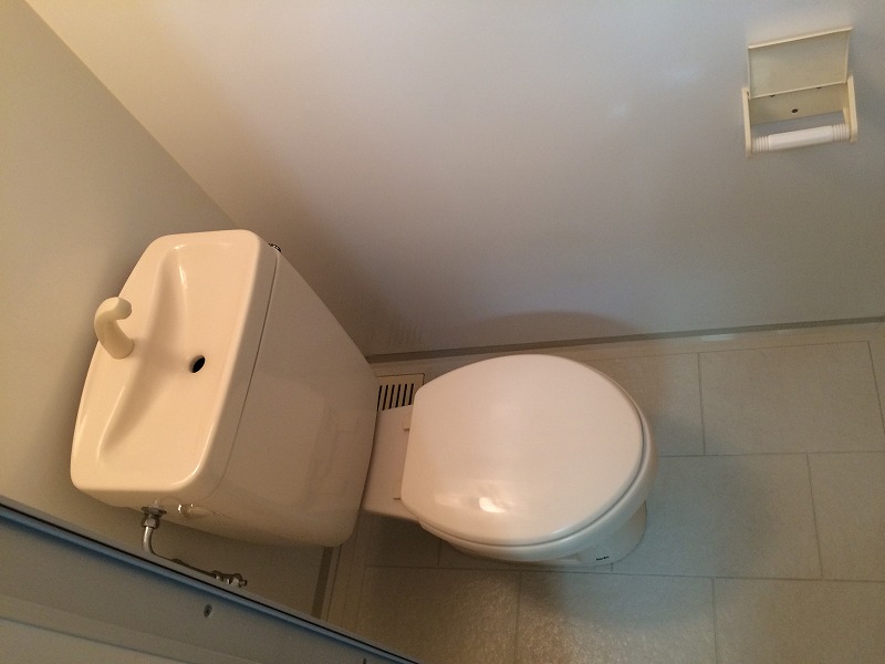 トイレ　※写真と現状が異なる場合がございます