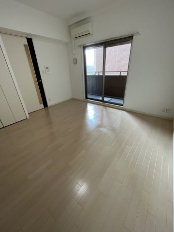 居室・リビング　※別部屋参考画像