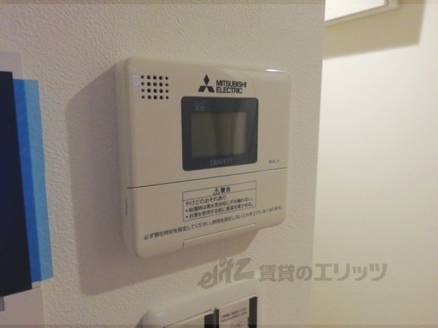 その他設備　給湯器リモコン