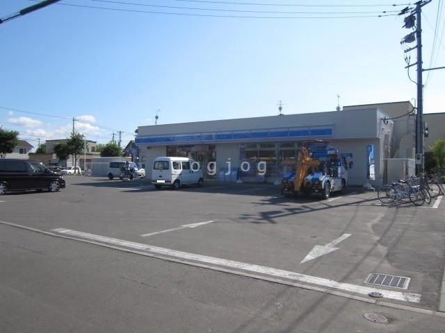 コンビニ　ローソン旭川緑が丘東店（コンビニ）まで3023m
