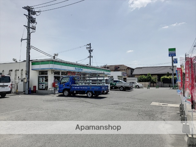 コンビニ　ファミリーマート東浦石浜店（コンビニ）まで224m