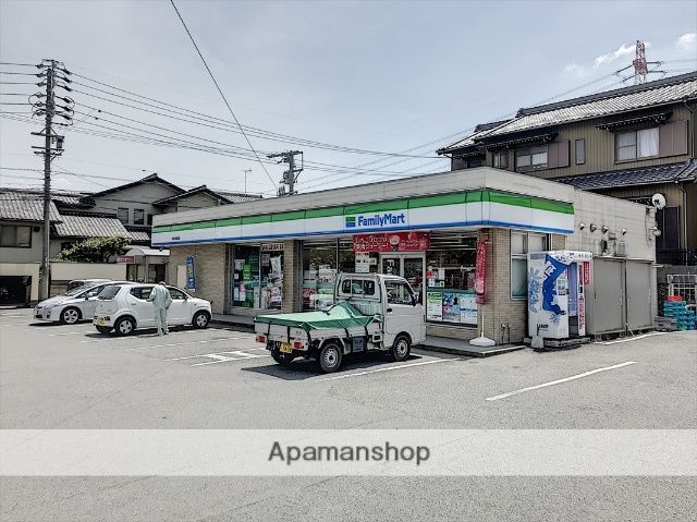 コンビニ　ファミリーマート東浦役場前店（コンビニ）まで807m