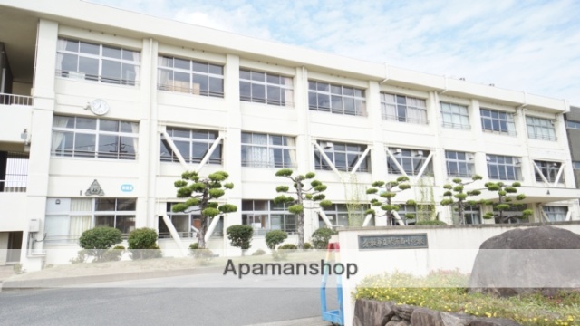 小学校　倉敷市立琴浦西小学校（小学校）まで2644m