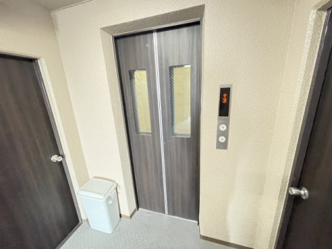 ロビー