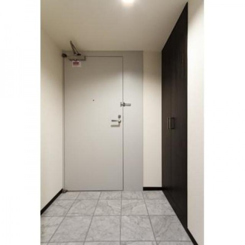 玄関　別部屋参考画像