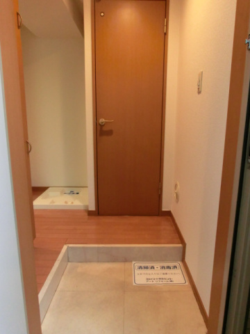 玄関　※別室参考写真