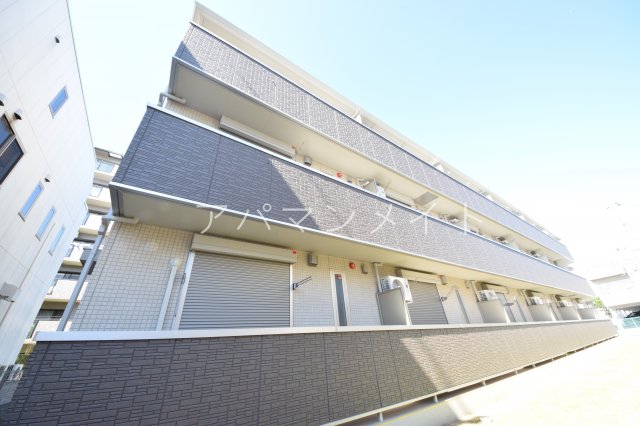 建物外観　外観は落ち着いています