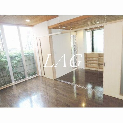 居室・リビング　洋室のお部屋です。