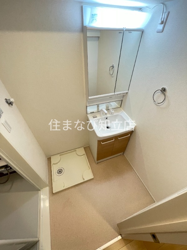洗面設備　同型タイプ
