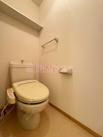 トイレ　※別号室のお写真です