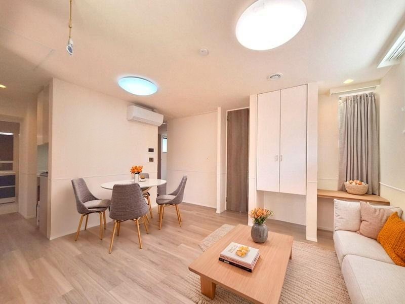 居室・リビング　★14帖のリビングダイニングキッチン★※モデルルームのため、