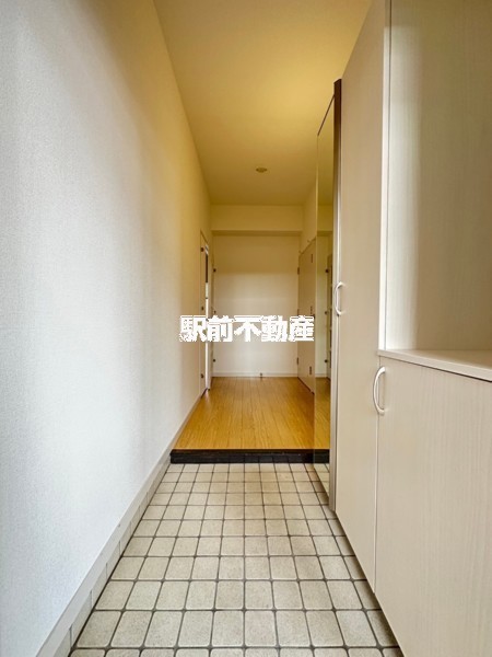 玄関　※同タイプ別部屋