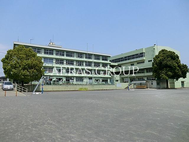 小学校　厚木市立清水小学校（小学校）まで707m