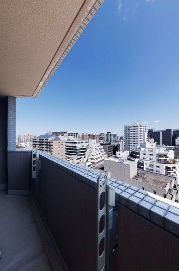 バルコニー　写真は同タイプ住居です。