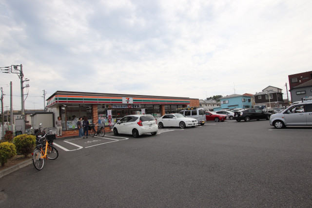 コンビニ　セブンイレブン藤沢辻堂太平台２丁目店（コンビニ）まで400m