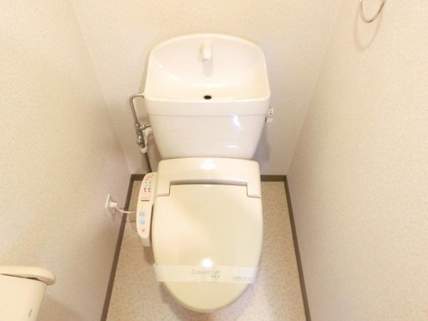 トイレ　ウォシュレット！