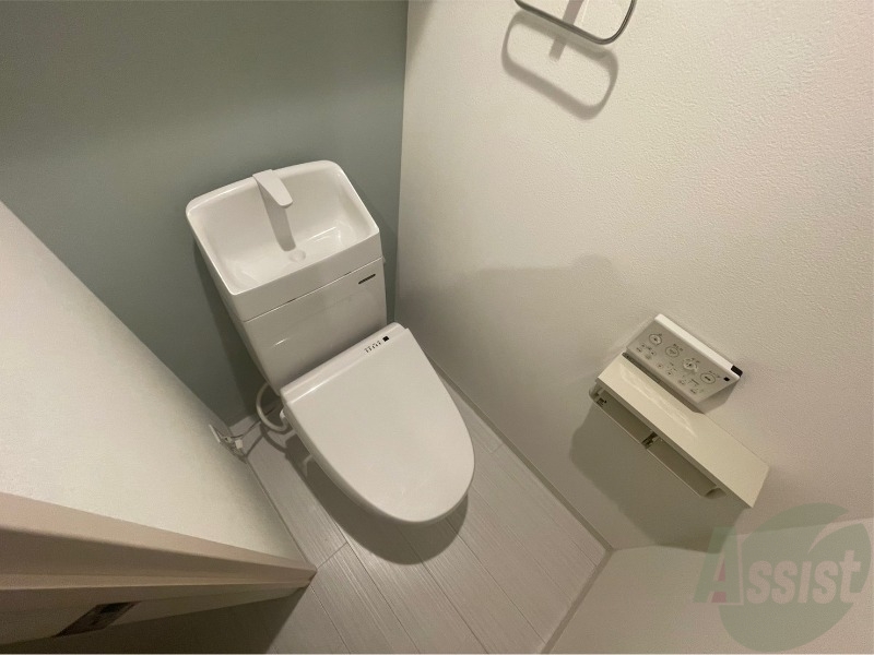 トイレ　トイレです。ウォシュレット付を探している方、おすすめです。