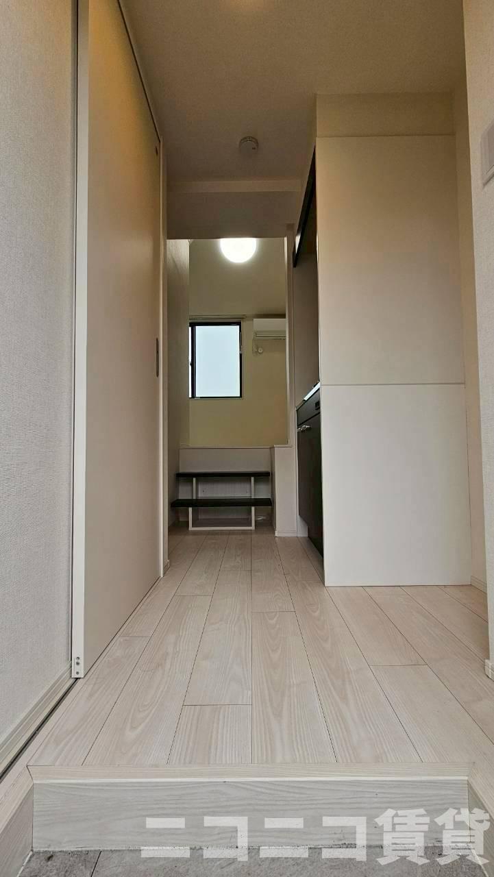 玄関　別号室イメージの為、現状を優先致します。