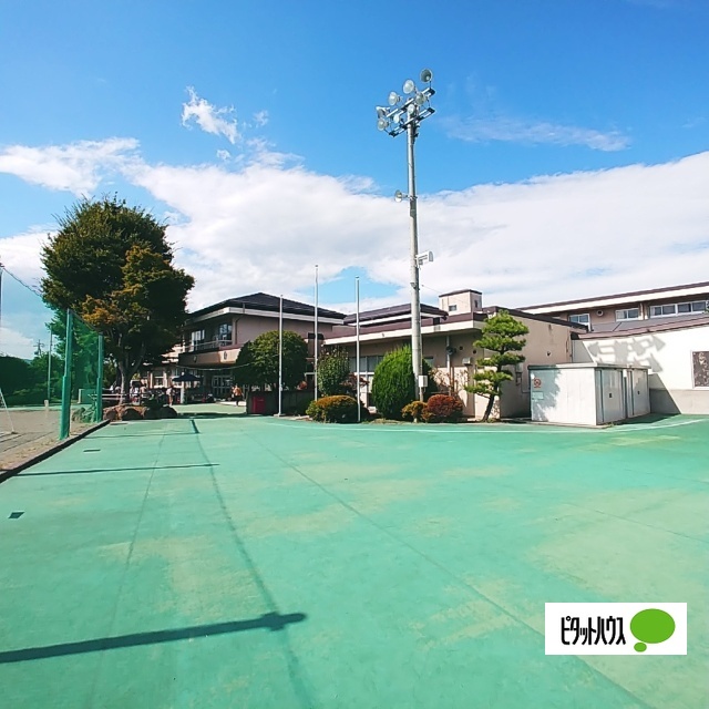 小学校　東御市立田中小学校（小学校）まで1986m