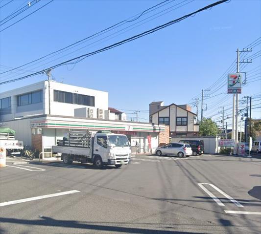 コンビニ　セブンイレブン（コンビニ）まで1161m