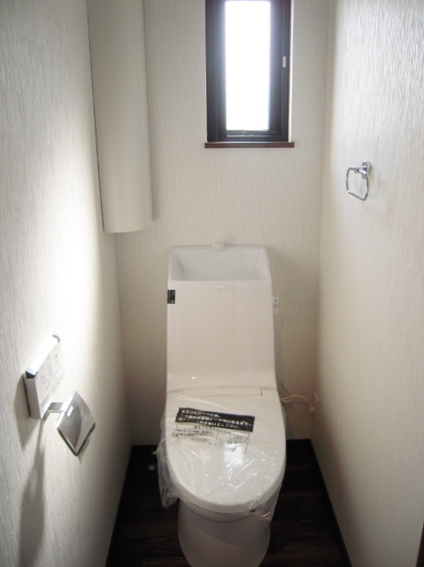 トイレ　別部屋参考写真