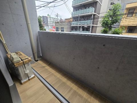 バルコニー　ベランダ